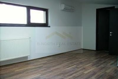 Casă individuală cu 5 camere cu Canalizare în Central - 1