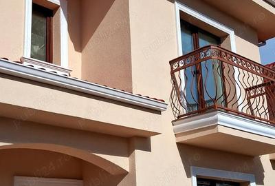 Casă cu 5 camere cu Teren 355 Mp în Dumbrăvița - 1