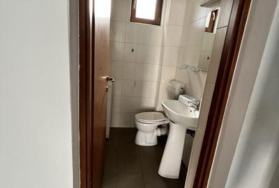 Spațiu comercial, de 38 mp, în Plopilor - 3