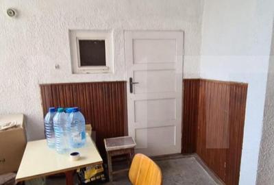 Spatiu comercial, casa veche si teren - 9