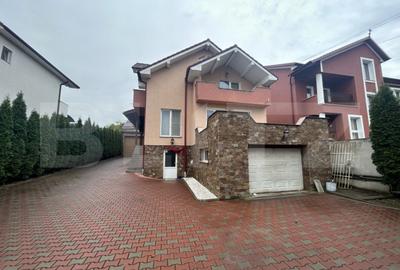 Casă cu 5 camere cu Canalizare în Central - 5