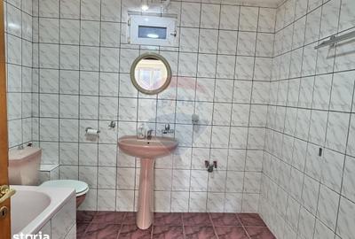 Casă cu 6 camere decomandat cu Teren 1000 Mp în Iosia - 8