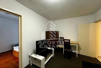 Apartament cu 3 camere, etaj intermediar, centrala proprie, Girocului - 6