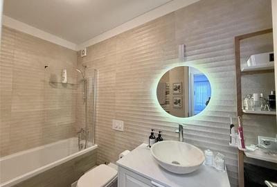 Apartament cu 2 camere decomandat, mobilat în Tractorul - 15