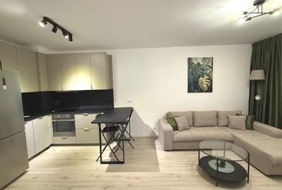 Apartament cu 2 camere semidecomandat, mobilat în Băneasa