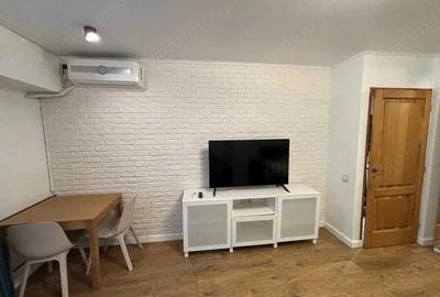 Garsonieră decomandată, mobilată în Nerva Traian - 7