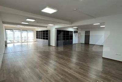 Spațiu comercial, de 130 mp, în Central - 2