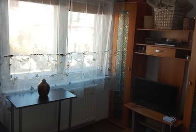 Garsonieră decomandată în Central - 1