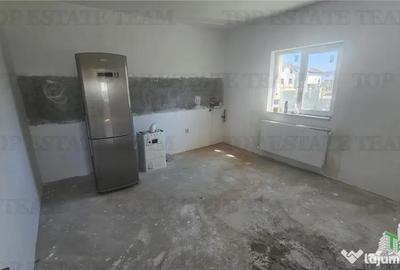 Casă cu 6 camere cu Teren 500 Mp în Ciorogârla - 3
