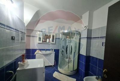 Casa / Vila cu 6 camere in Jorasti - 7