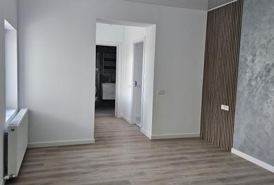 Casă individuală cu 3 camere cu Teren 192 Mp în Km 5 - 5