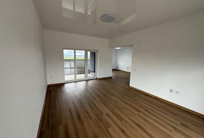 Casă cu 4 camere în Noua - 6