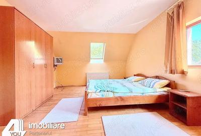 Cladire in Moneasa cu 9 camere: pretabil pensiune, azil batrani, casa vacan?a - 11