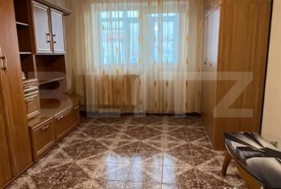 Apartament cu 3 camere decomandat în Galata - 8
