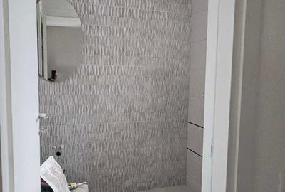 Apartament cu 4 camere decomandat în Central - 2