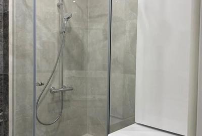 Garsonieră decomandată în Tei