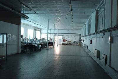 Spațiu comercial, de 7,380 mp, în Central - 2