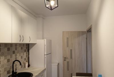 Garsonieră decomandată în Roșu - 6