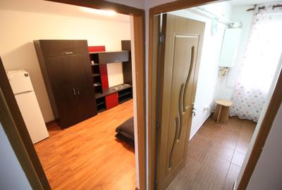 Ap. 2dec. Micro 19, zona Neacsu, renovat - 9