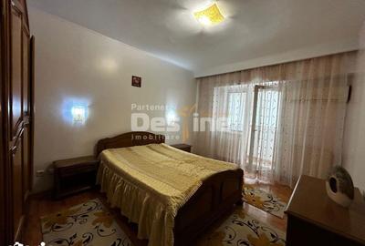 Apartament cu 3 camere decomandat în Cug - 3