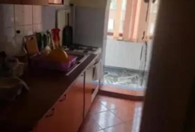Apartament cu 3 camere decomandat în Bartolomeu - 3