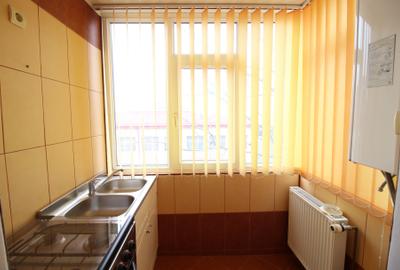 Apartament cu 2 camere decomandat în Micro 17 - 5