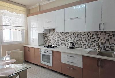 Garsonieră decomandată în Titan - 2