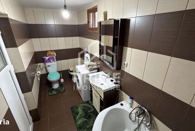 Casă cu 3 camere decomandat cu Teren 514 Mp în Central - 7