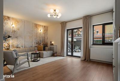 Casă cu 4 camere cu Canalizare în Central