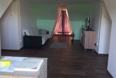 Casă cu 4 camere în Central - 8