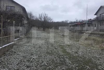 Teren de 9066 mp, în Central - 6