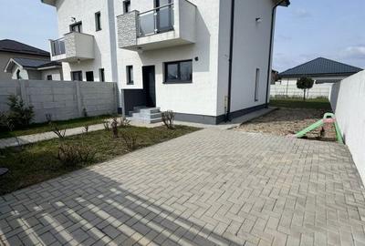 Casă cu 4 camere cu Teren 310 Mp în Cornetu - 1