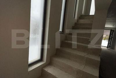 Casă cu 4 camere în După Deal - 2
