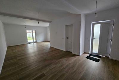 Apartament cu 3 camere decomandat în Șag - 8