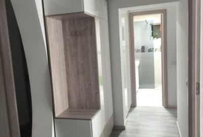 Apartament complet renovat zona IRE - 9