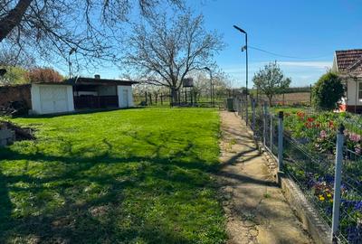 Casă individuală cu 3 camere cu Teren 2600 Mp în Central - 1