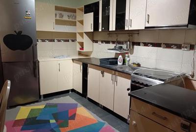 Apartament cu 3 camere decomandat în Florești - 3