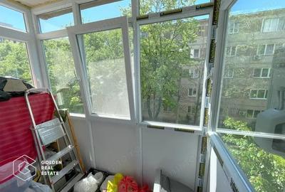 Apartament cu 3 camere, decomandat, etaj intermediar, zona Dacia - 9