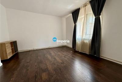Apartament 2 camere de vanzare Podul de Fier - 3