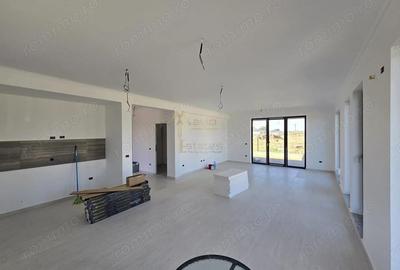 Satu Mare, Zona Auchan, Casa individuala cu tripane, zona linistita. - 3