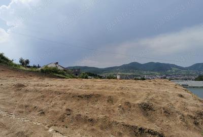 Teren de 750 mp, în Central - 1