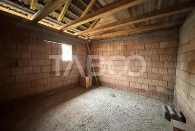 Casa individuala 3 camere de vanzare cu teren de 300 mp Cristian Sibiu - 6