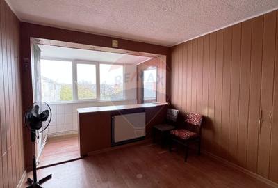 Apartament 4 camere de vanzare in Micro 16, Galati - 88,29 mp utili - 4