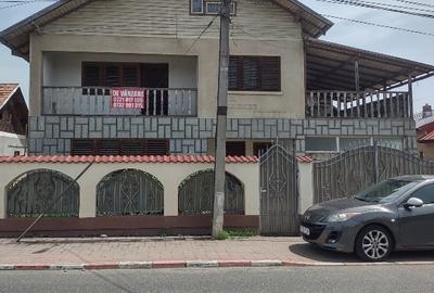 Casă individuală cu 5 camere cu Teren 850 Mp în Urleta - 1