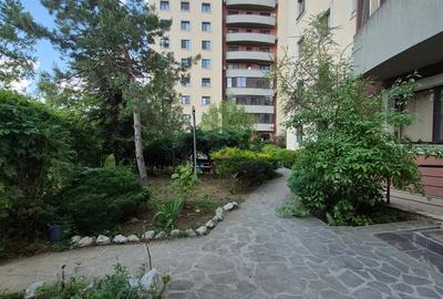 Apartament cu 3 camere decomandat, mobilat în Olteniței