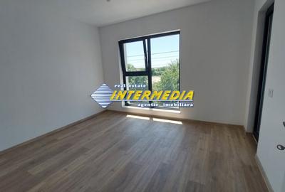 Casă individuală cu 4 camere cu Teren 250 Mp în Micești - 7