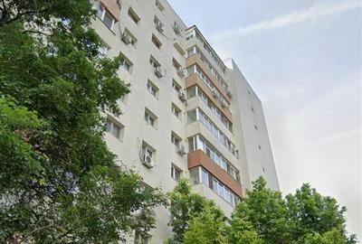 4 CAMERE 2 BAI DECOM ION MIHALACHE TURDA PARC REGINA MARIA ET 6/10 AN 1982 - 1