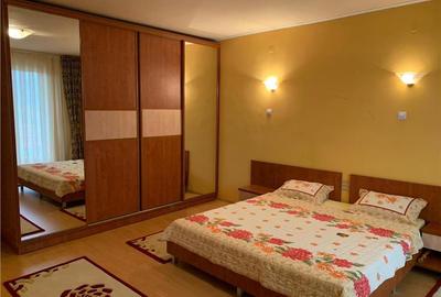 Casă individuală cu 9 camere cu Teren 600 Mp în Gruia - 7