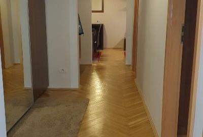 Apartament cu 3 camere decomandat, mobilat în Dacia - 12