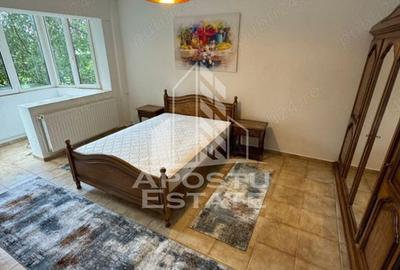 Apartament cu 3 camere decomandat în Circumvalațiunii - 8